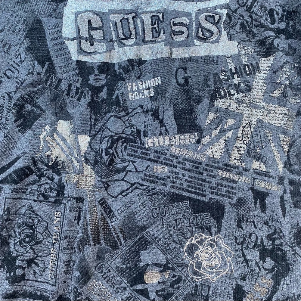 GUESS Charcoal Gray V-Neck Graphic Short Sleeve Tee - Picture 5 of 7